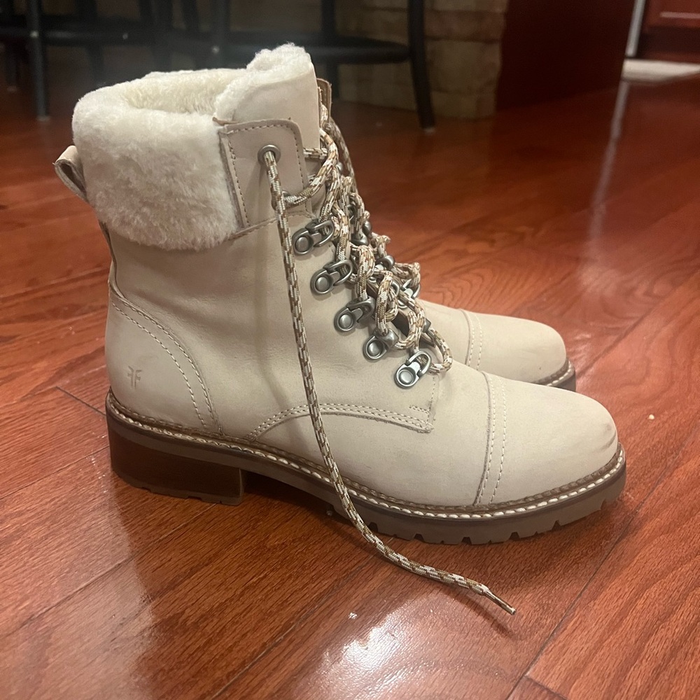 Frye Cream Lace-Up Ankle Boots